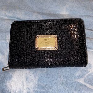 Guess wallet